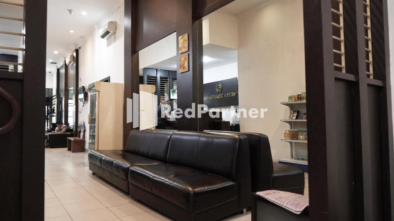Wisma Sederhana RedPartner Medan Exterior foto