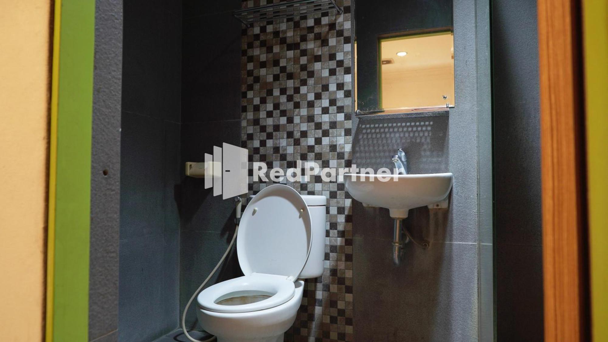 Wisma Sederhana RedPartner Medan Zimmer foto