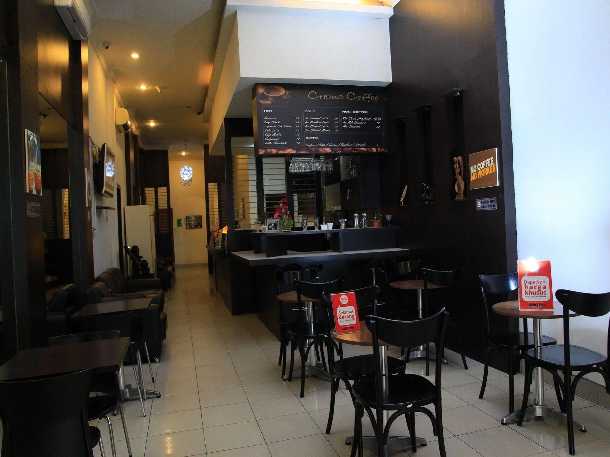 Wisma Sederhana RedPartner Medan Exterior foto